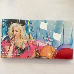 Kylie Cosmetics, Sipping Pretty Palette